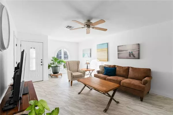 2806 Ransom Island DR, Corpus Christi, TX 78418