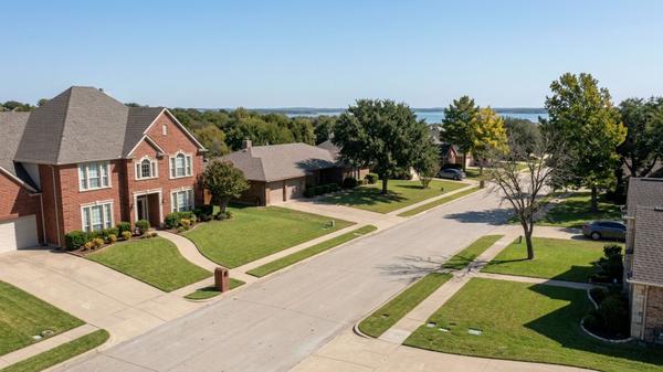 Water Utilities in Highland Village, TX: City Water vs. Private Wells