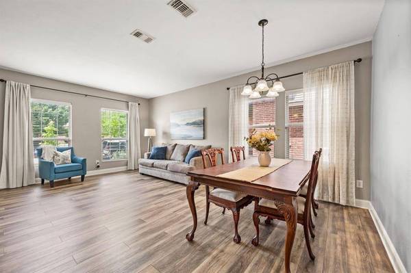 4721 Dogwood Drive, Denton, TX 76208