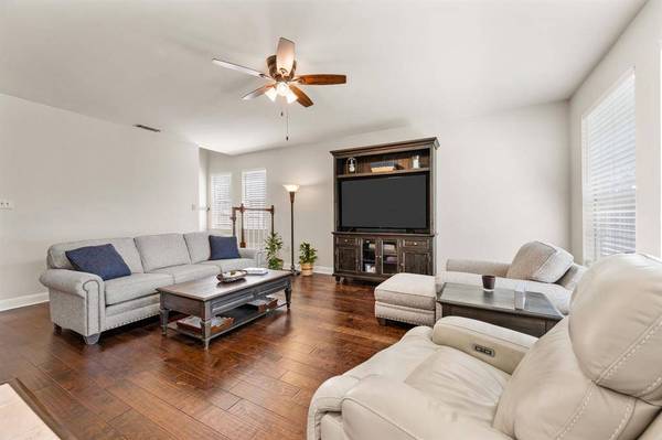 2332 Lakeway Terrace, Flower Mound, TX 75028