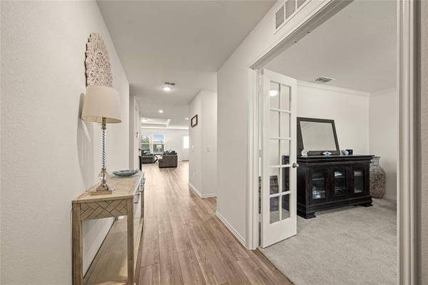 1008 Valerian Drive, Haslet, TX 76052