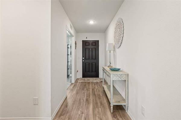 1008 Valerian Drive, Haslet, TX 76052