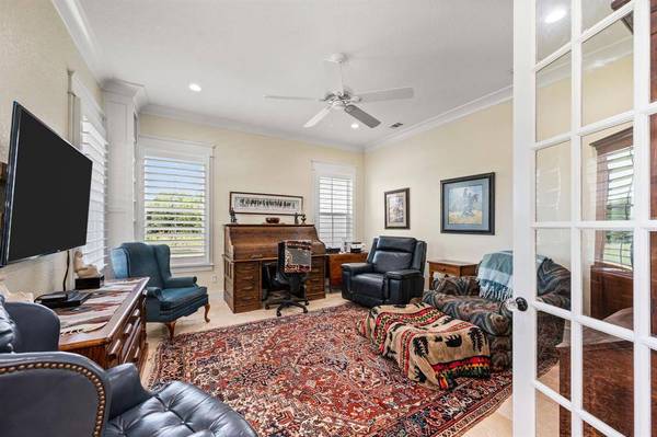 109 Bear Cat Court, Alvord, TX 76225