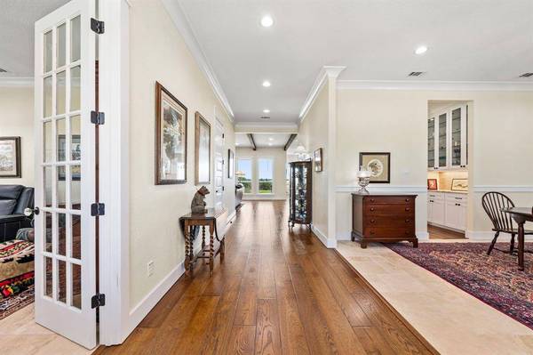 109 Bear Cat Court, Alvord, TX 76225