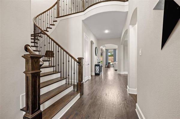 1725 Milford Drive, Flower Mound, TX 75028