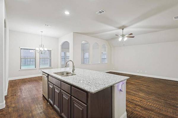 3261 Glorioso Drive, Royse City, TX 75189