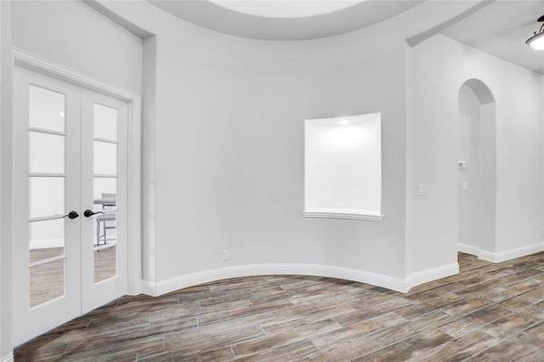 9100 Amistad Lane, Denton, TX 76226