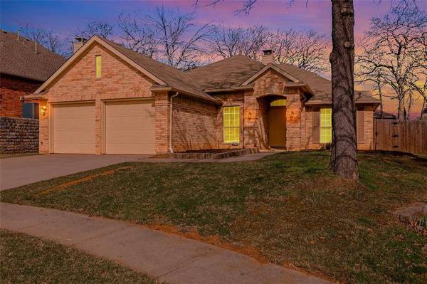 2211 Knob Hill Drive