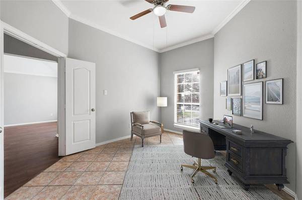 2211 Knob Hill Drive, Corinth, TX 76210