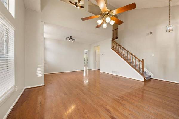 3300 Stone Bridge Drive, Flower Mound, TX 75028
