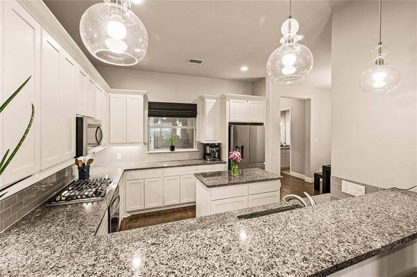 4228 Riverside Drive, Flower Mound, TX 75028