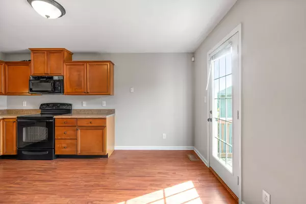 1728 Thistlewood Dr, Clarksville, TN 37042