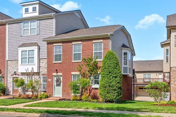 130 Turn Row Dr, Clarksville, TN 37043