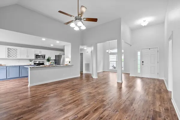 3277 Timberdale Dr, Clarksville, TN 37042