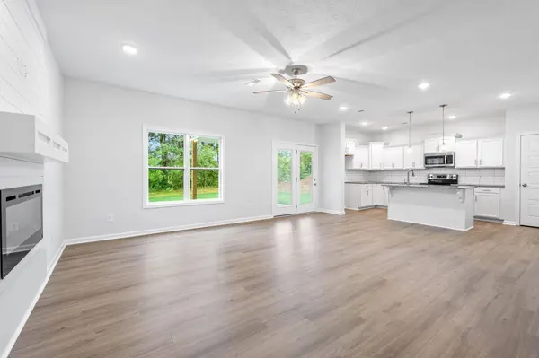 209 Wesson Dr, Clarksville, TN 37043