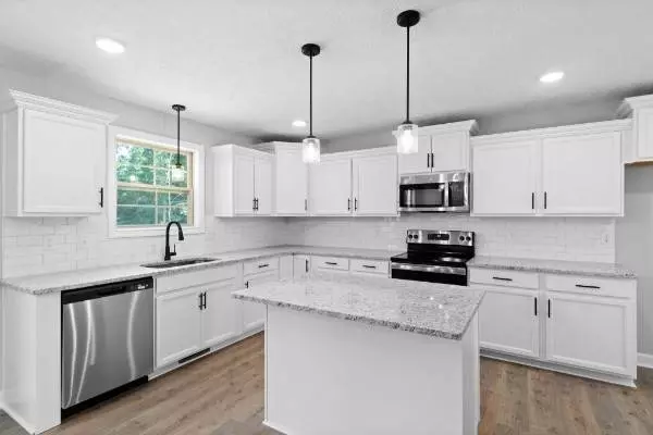 122 Monaghan Dr, Clarksville, TN 37042