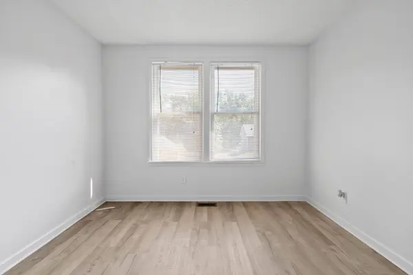 325 Dunbrook Dr, Clarksville, TN 37043