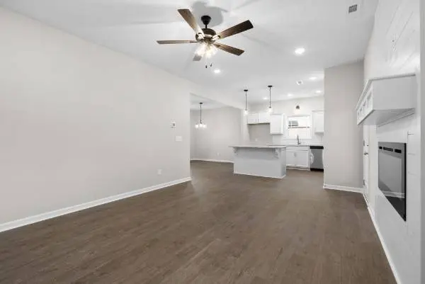 293 Wesson Dr, Clarksville, TN 37043