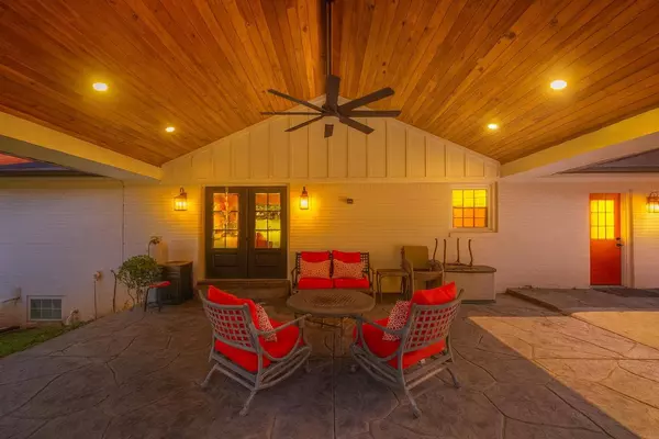 5401 Sango Rd, Clarksville, TN 37043