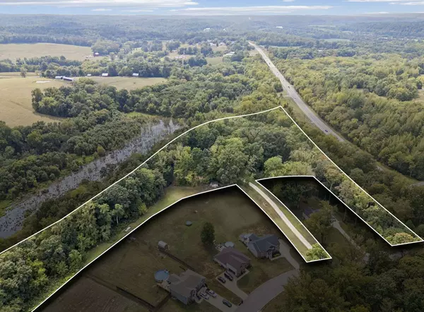 1208 Rich Ellen Dr, Palmyra, TN 37142