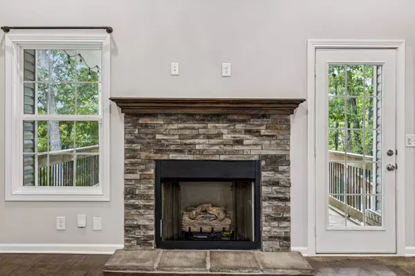 1208 Rich Ellen Dr, Palmyra, TN 37142