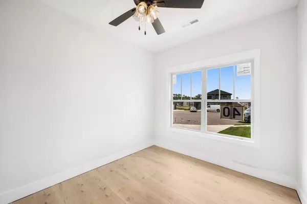 415 Blue Ridge Ct, Clarksville, TN 37043