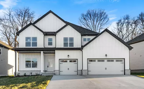 998 Alton Dr, Clarksville, TN 37043