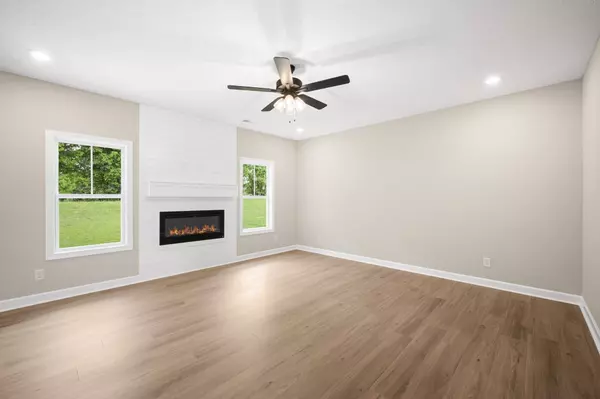 439 Blue Ridge Ct, Clarksville, TN 37043