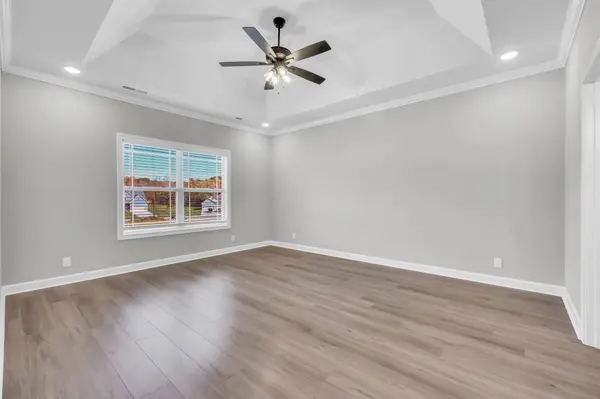 628 Creighton Ct, Clarksville, TN 37043