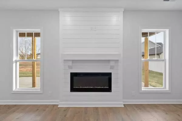 310 Galway Dr, Clarksville, TN 37042