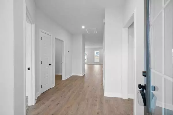 310 Galway Dr, Clarksville, TN 37042