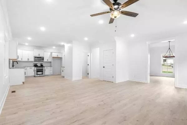 7 East Old Ashland City Rd, Clarksville, TN 37043