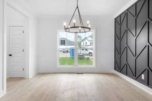 7 East Old Ashland City Rd, Clarksville, TN 37043