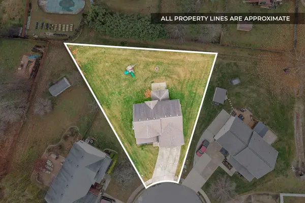 2508 Old Timber Ct, Clarksville, TN 37042