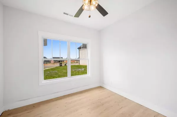 415 Blue Ridge Ct, Clarksville, TN 37043