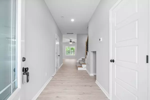 1204 Boulder Pass Rd, Clarksville, TN 37040