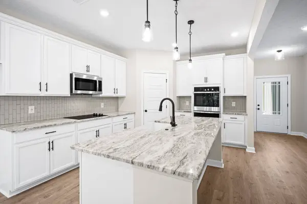 1749 Powell Rd, Clarksville, TN 37043