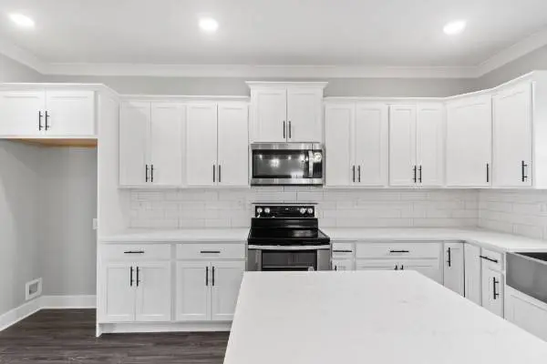 6 East Old Ashland City Rd, Clarksville, TN 37043