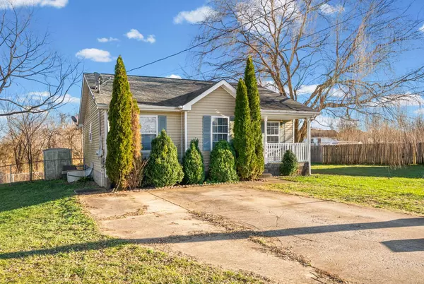 116 Sidney Ct, Oak Grove, KY 42262