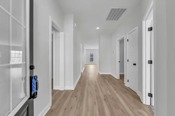 310 Galway Dr, Clarksville, TN 37042