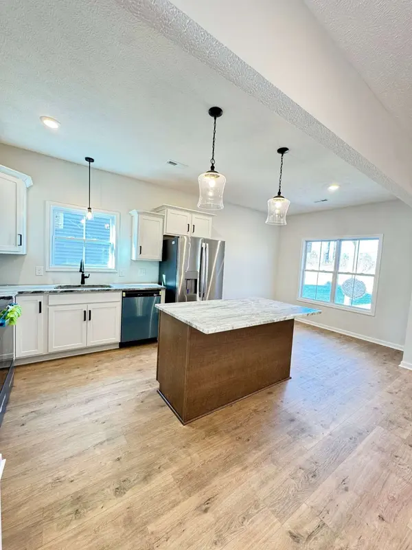 297 Wesson Dr, Clarksville, TN 37043