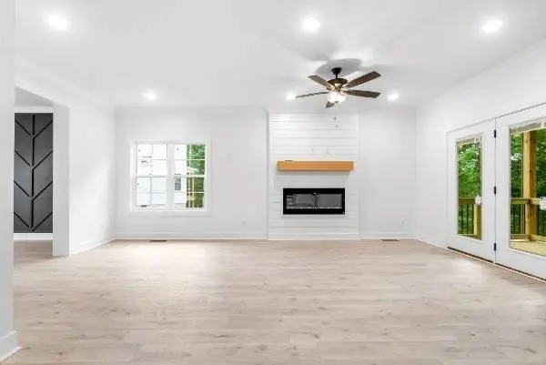 7 East Old Ashland City Rd, Clarksville, TN 37043