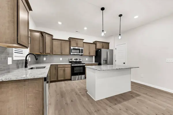 1125 Black Rock Rd, Clarksville, TN 37040