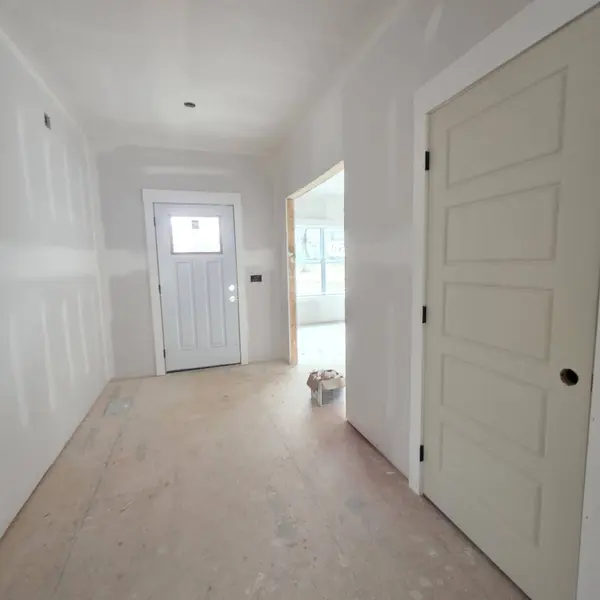 1725 Powell Rd, Clarksville, TN 37043