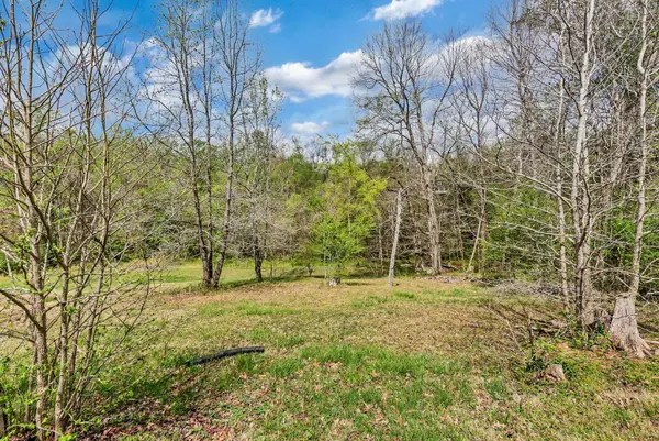 751 Hogan Rd, Clarksville, TN 37043