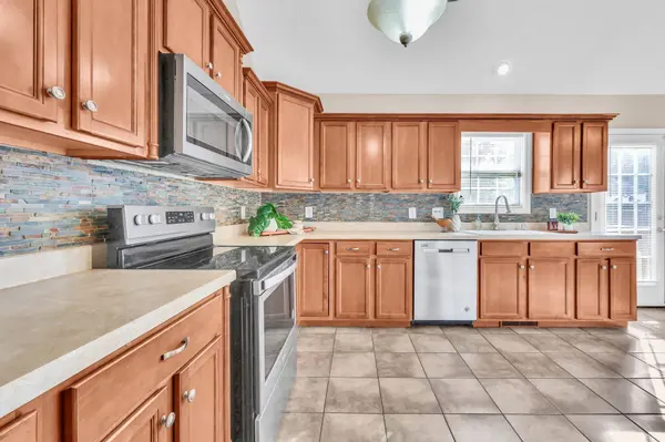3562 Neena Ct, Clarksville, TN 37042