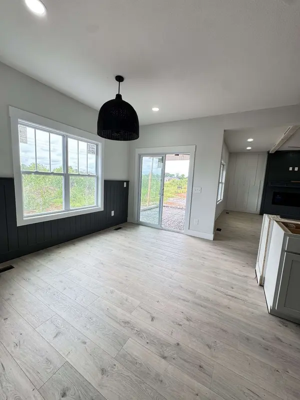 230 Low Plains Ln, Clarksville, TN 37043
