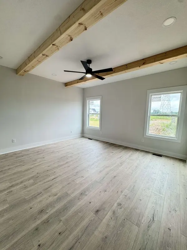 238 Low Plains Ln, Clarksville, TN 37043