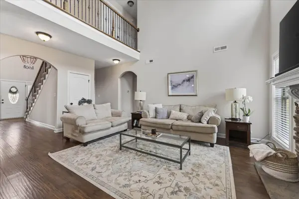 3751 Windmill Dr, Clarksville, TN 37040
