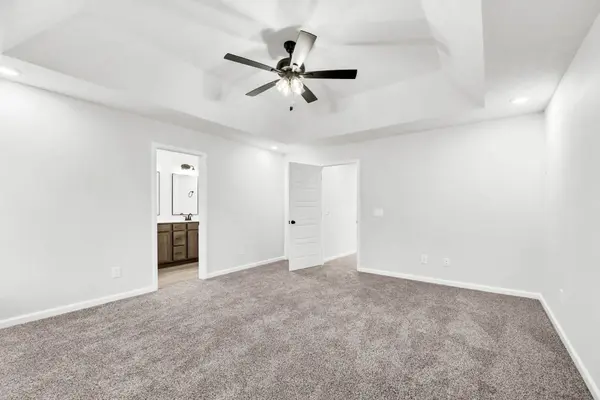 145 Monaghan Dr, Clarksville, TN 37042